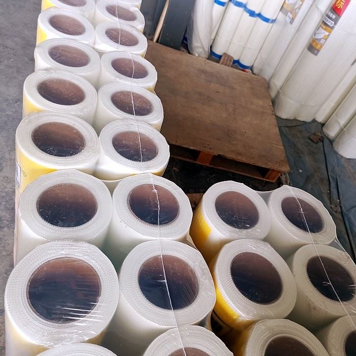 Fiber Glass Mesh Roll And Tape